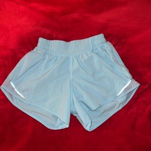 Lululemon Hotty Hot shorts